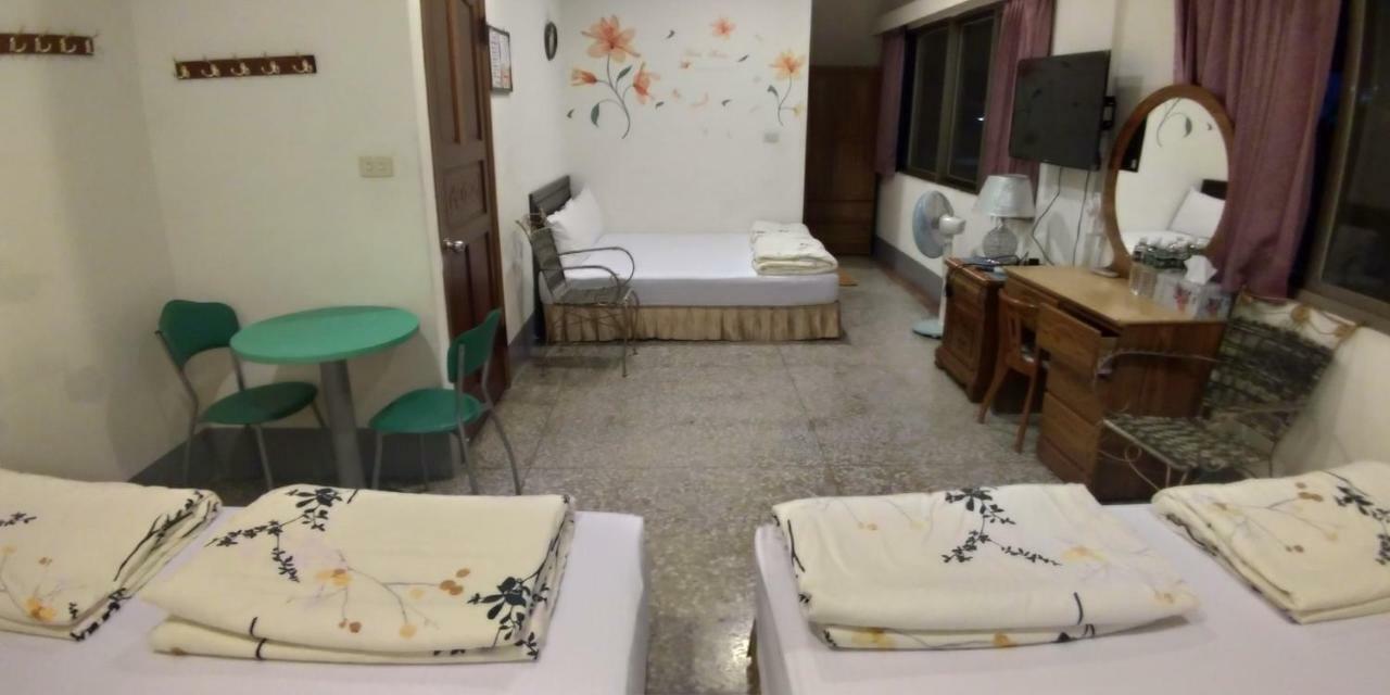 Sun Wu Homestay Dawu Exterior photo