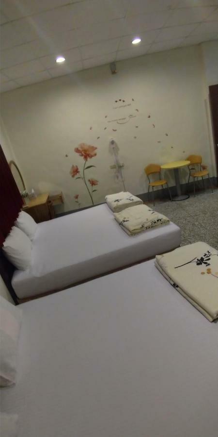 Sun Wu Homestay Dawu Exterior photo
