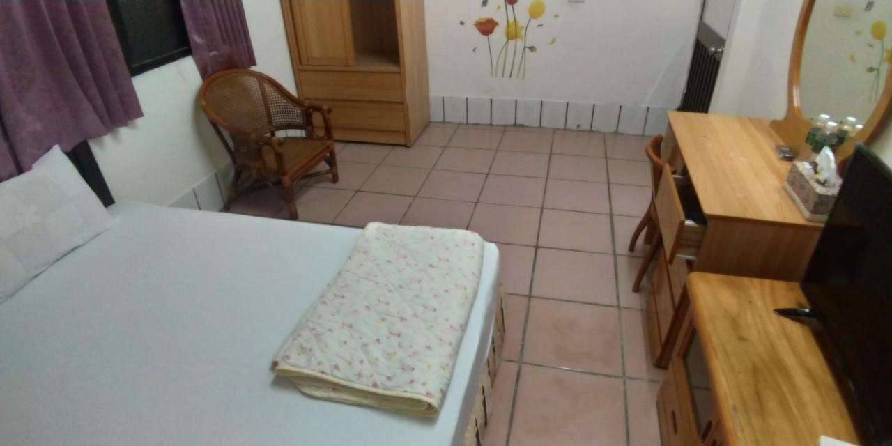 Sun Wu Homestay Dawu Exterior photo