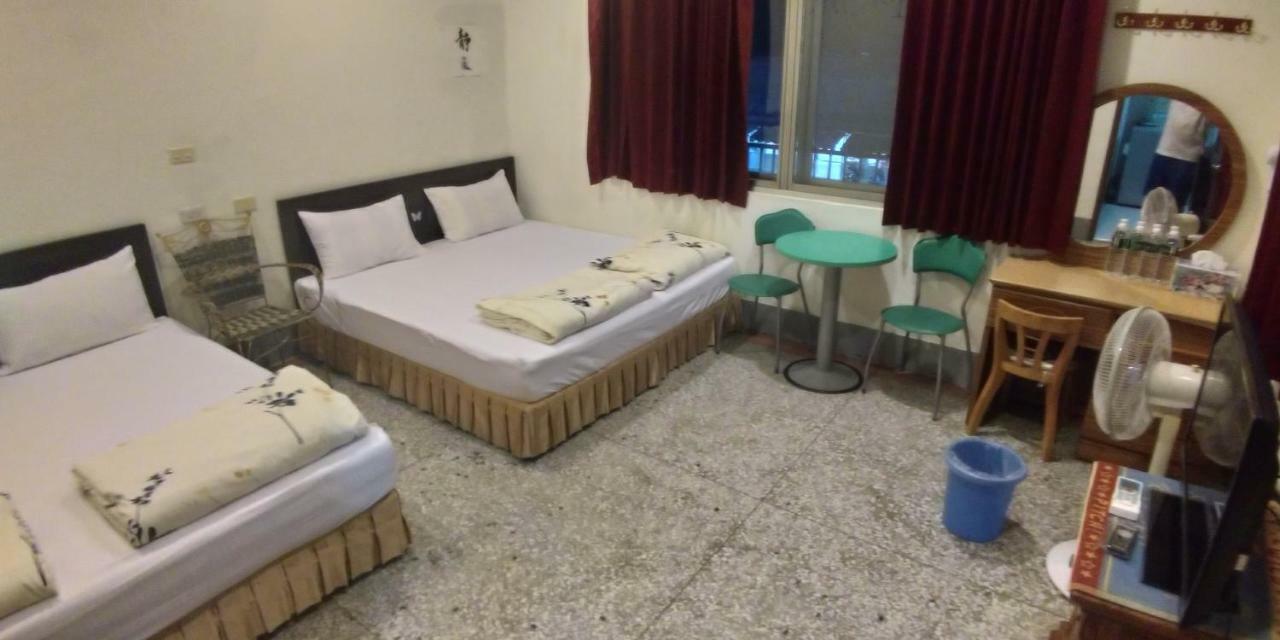 Sun Wu Homestay Dawu Exterior photo